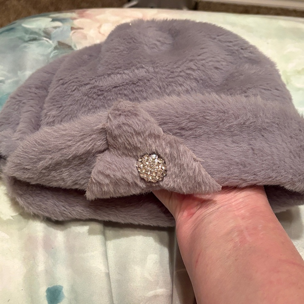 Elegant Gray Faux Fur Women's Hat